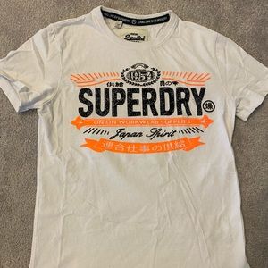 Men’s Superdry t-shirt